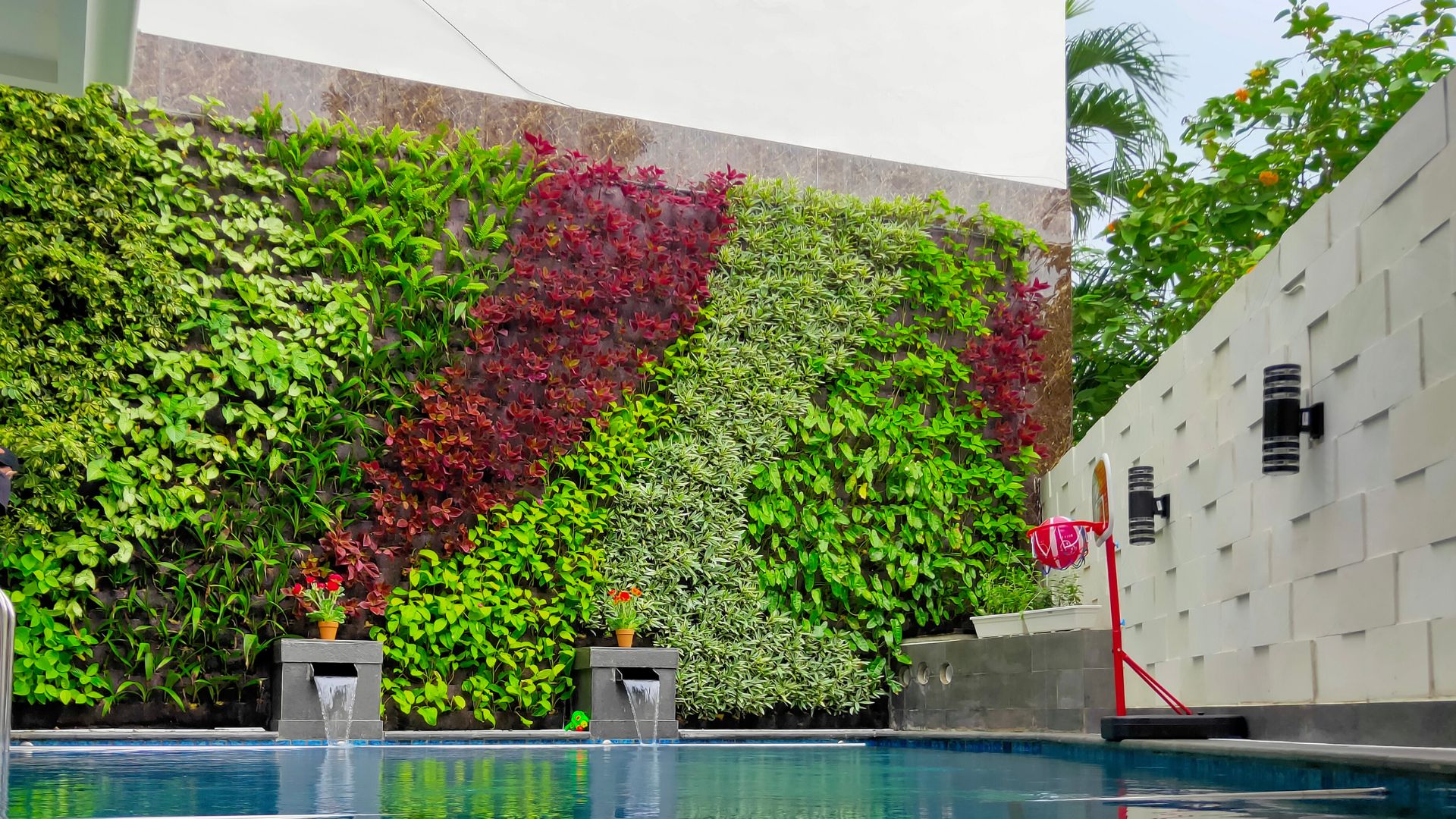 Vertical Garden Outdoor