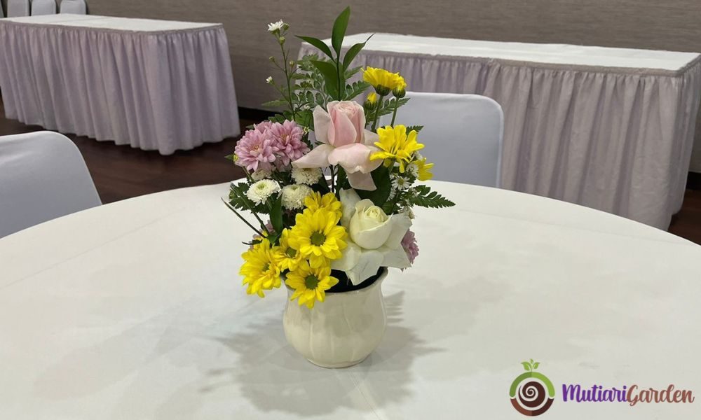 sewa tanaman untuk meja